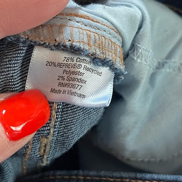 St.Johns Bay Classic Dark Wash Skinny Leg Women's Jeans Size 12 Petite - Picture 9 of 13